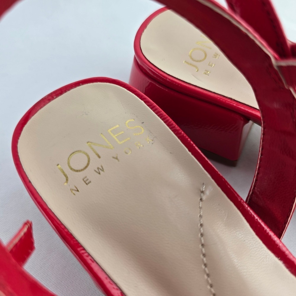NWT Jones New York Women's Red Patent Strappy Block Heel Buckle Sandals 7.5M - Picture 11 of 16